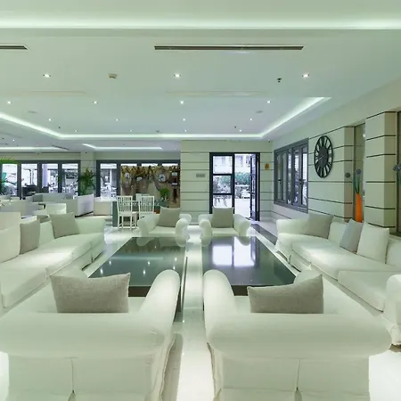 리조트 Aegean Pearl 레팀노